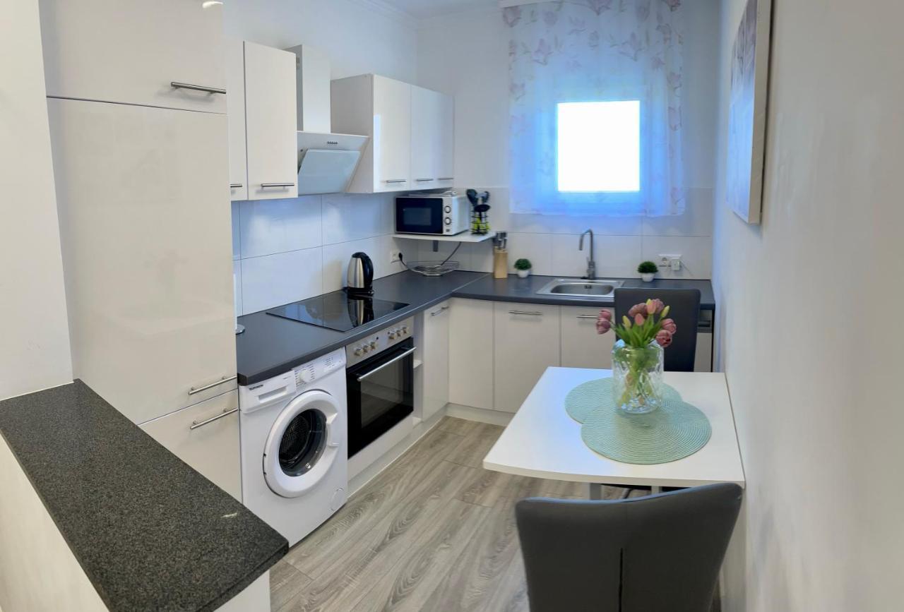 Prime Host Charme Apartment カールスルーエ エクステリア 写真